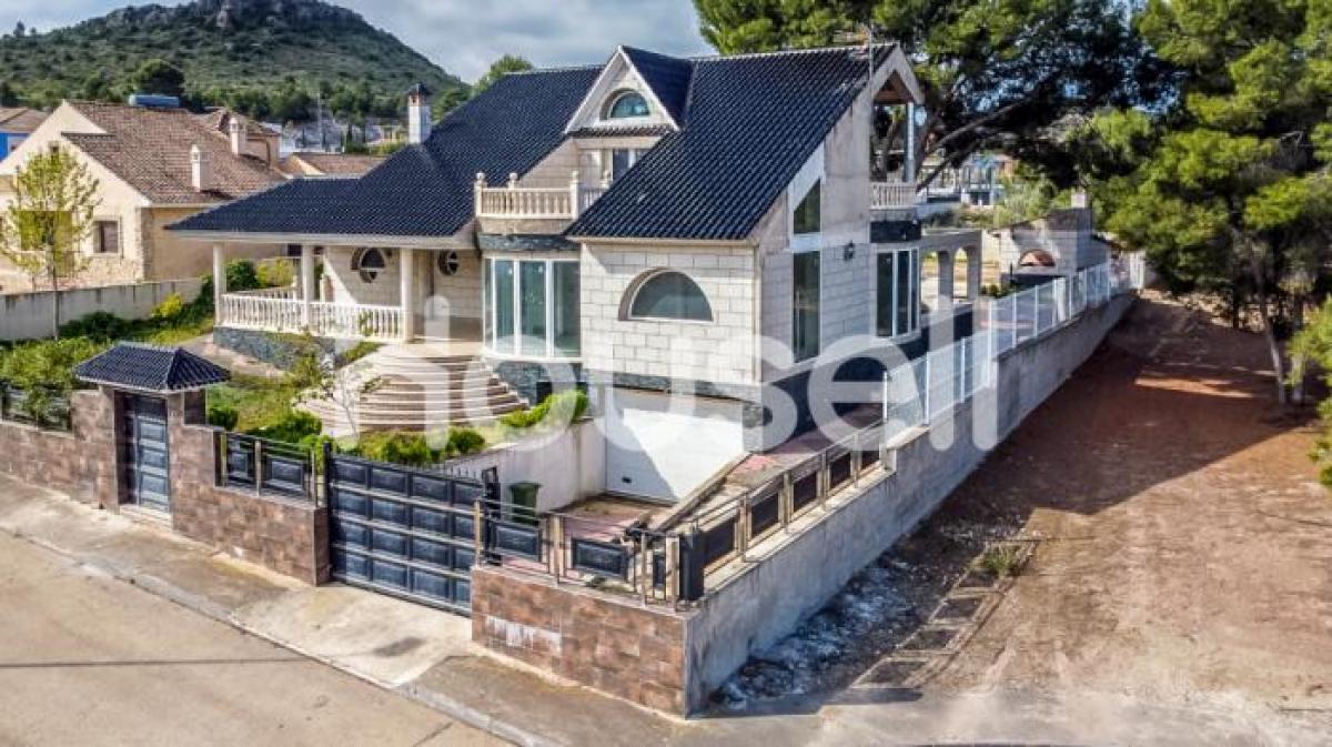 Picture of Home For Sale in Calasparra, Murcia, Spain