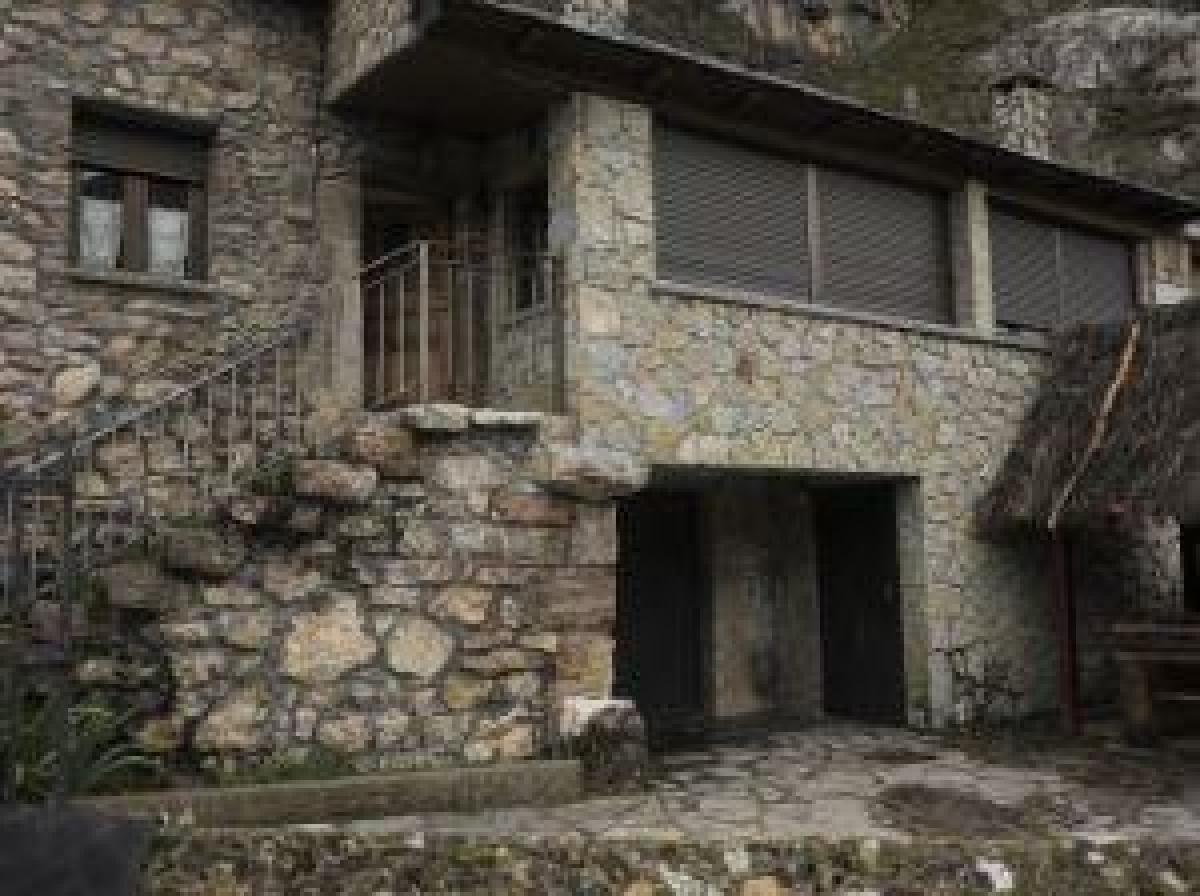 Picture of Home For Sale in Valle de Lago, Asturias, Spain