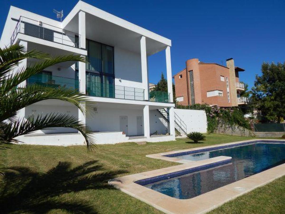 Picture of Home For Sale in Torrent, Valencia, Spain