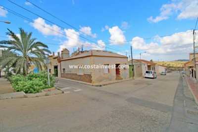 Villa For Sale in