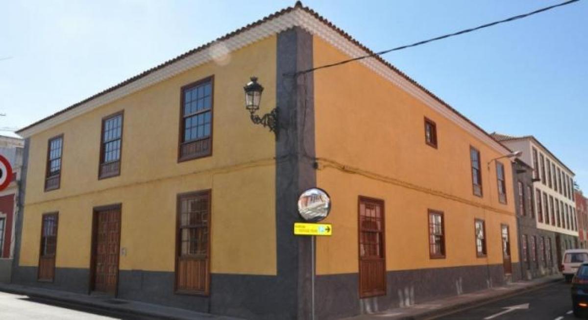 Picture of Apartment For Sale in La Laguna, Tenerife, Spain