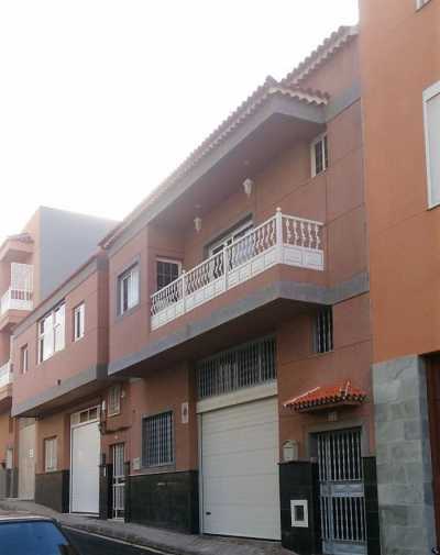 Home For Sale in Santa Cruz De Tenerife, Spain