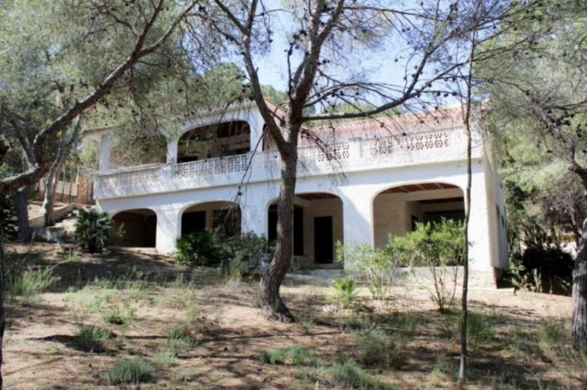 Picture of Villa For Sale in Dehesa De Campoamor, Alicante, Spain