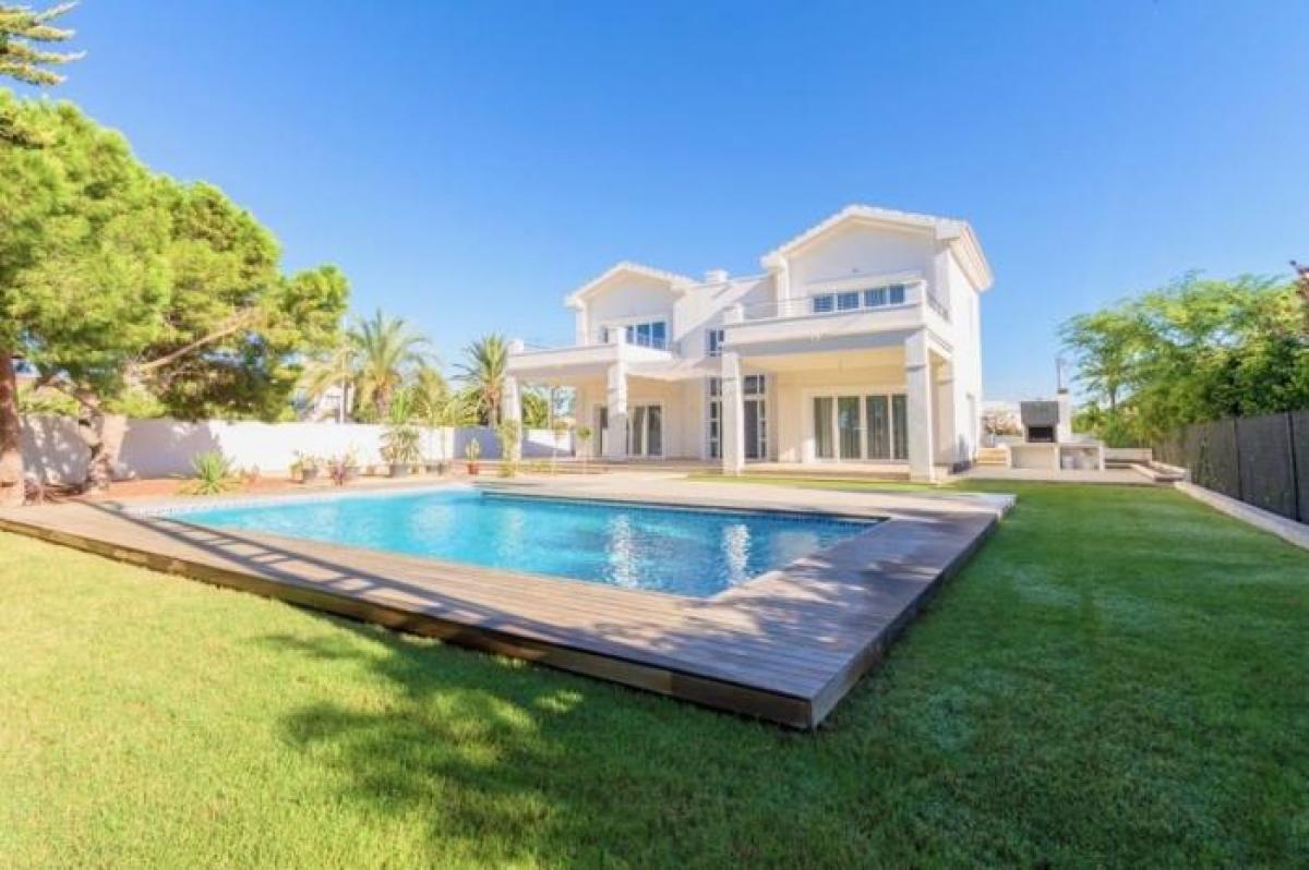 Picture of Villa For Sale in Cabo Roig, Alicante, Spain