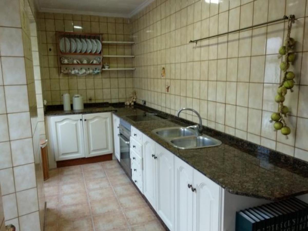 Picture of Home For Sale in Soto del Barco, Asturias, Spain