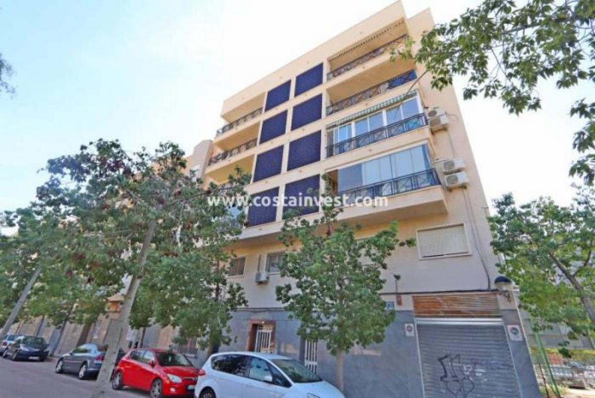 Picture of Home For Sale in Elche, Alicante, Spain