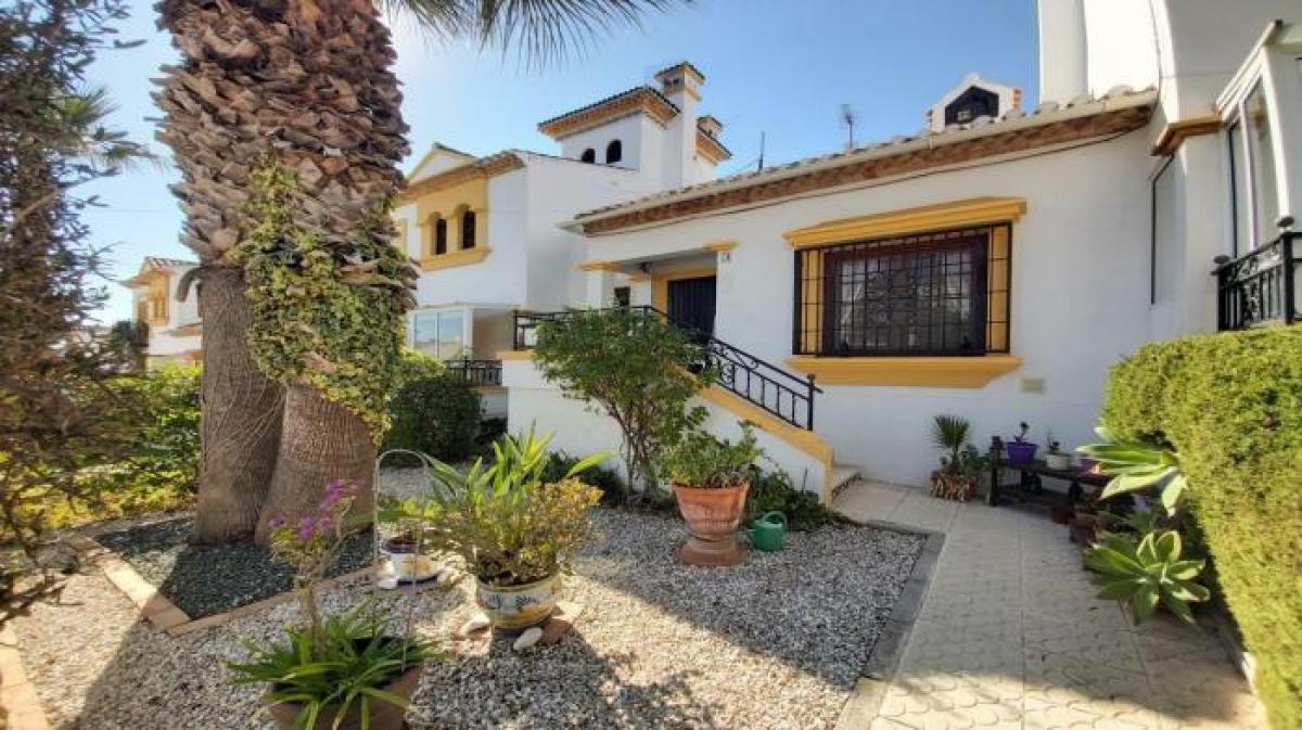 Picture of Home For Sale in Villamartin, Alicante, Spain