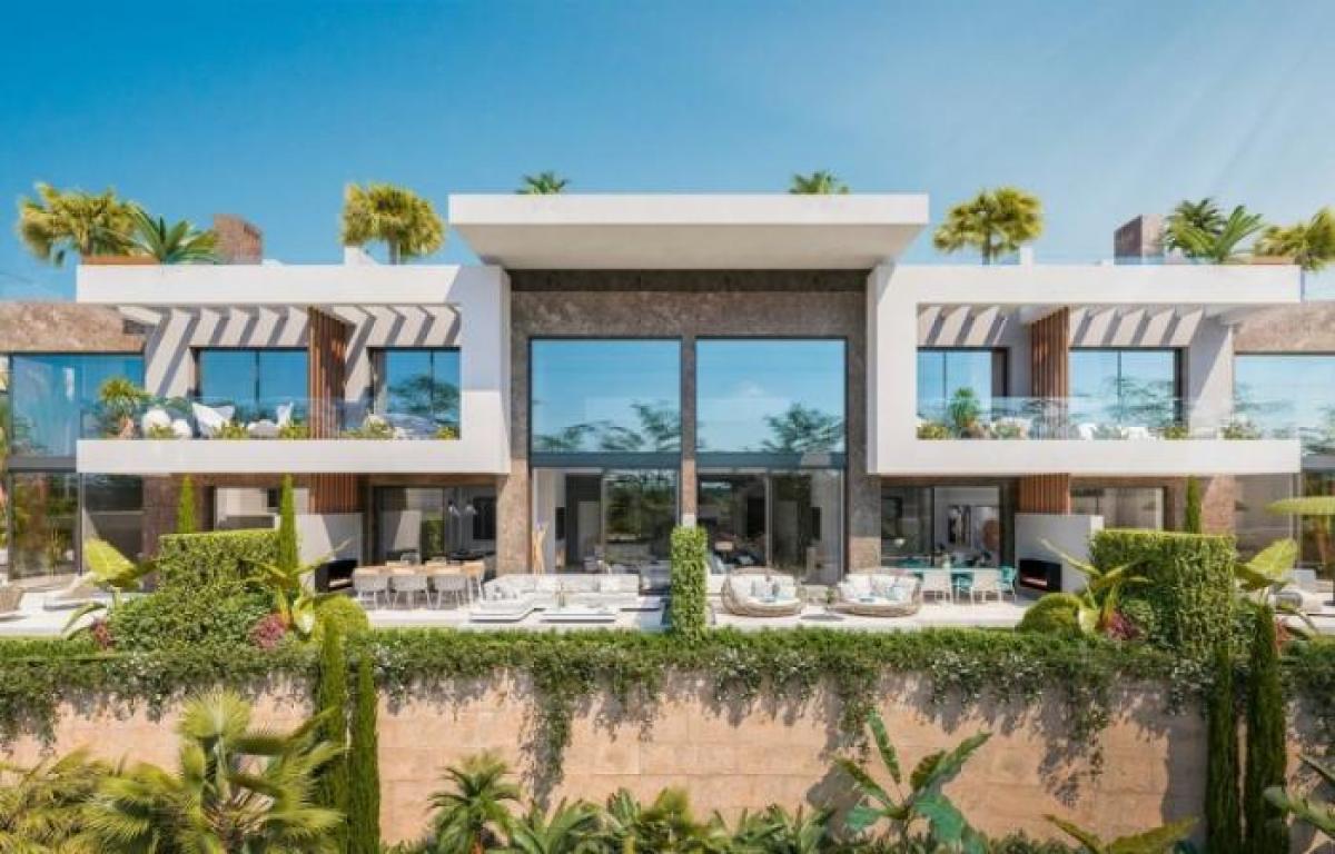 Picture of Apartment For Sale in Cabopino, Malaga, Spain