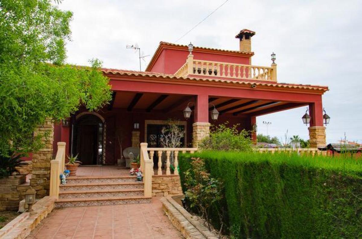 Picture of Villa For Sale in San Luis, Alicante, Spain