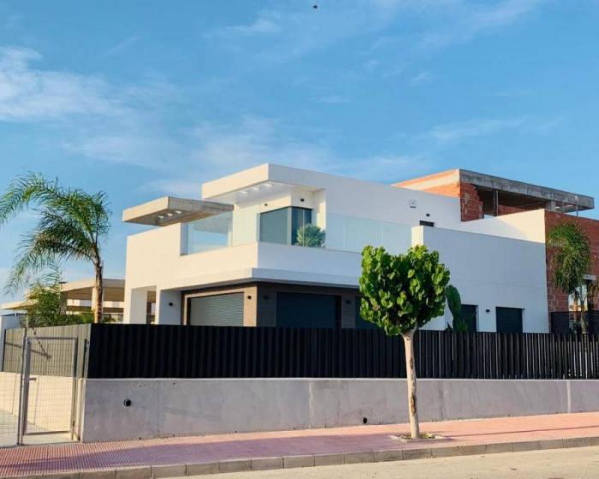 Picture of Villa For Sale in San Fulgencio, Alicante, Spain