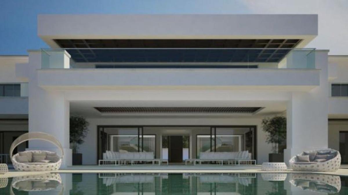 Picture of Villa For Sale in Sotogrande, Cadiz, Spain