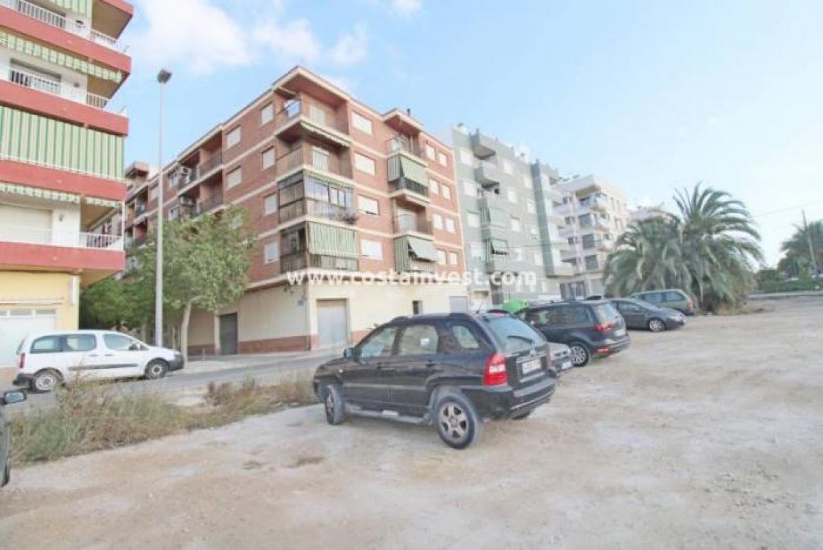 Picture of Apartment For Sale in La Marina, Alicante, Spain