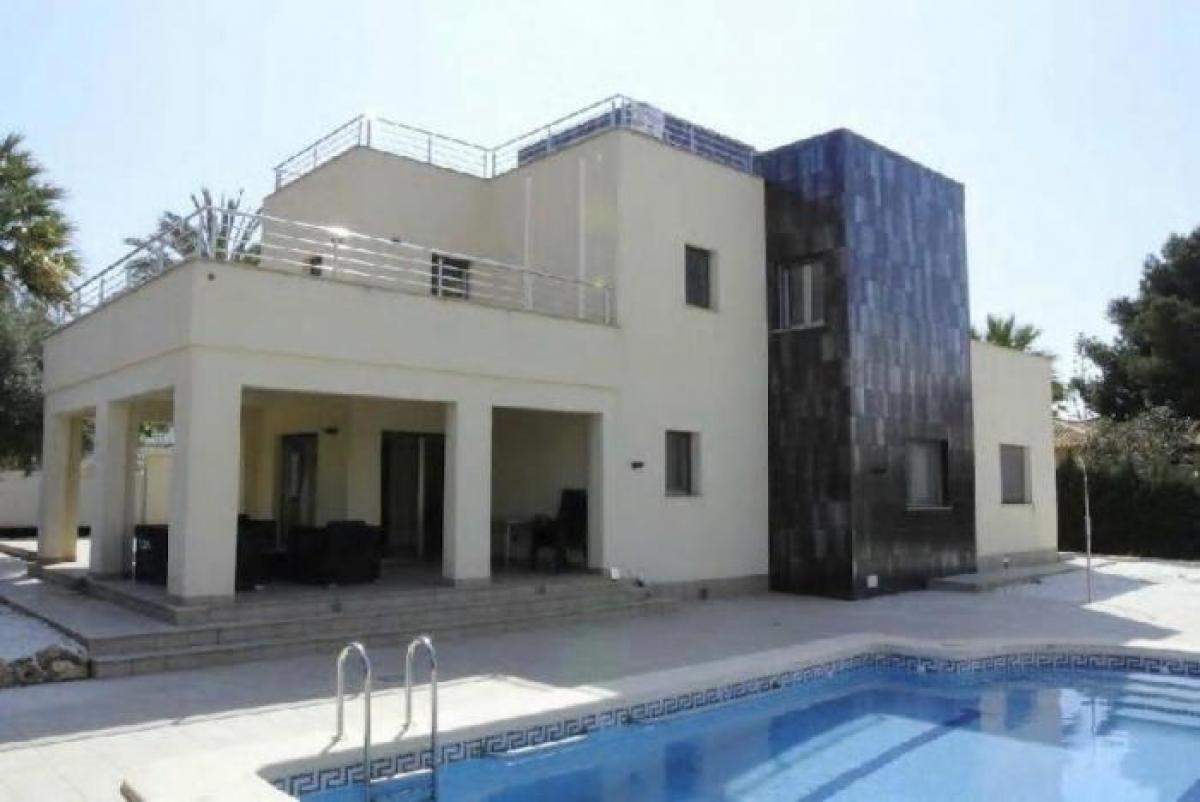 Picture of Villa For Sale in Cabo Roig, Alicante, Spain