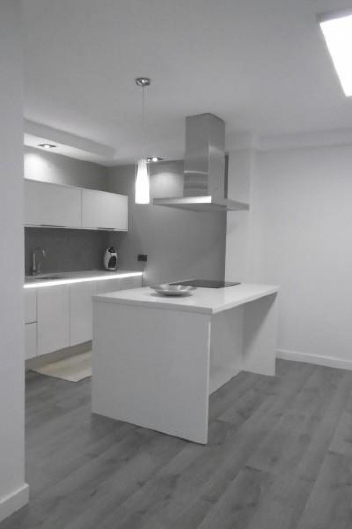Picture of Apartment For Sale in Santa Cruz De Tenerife, Tenerife, Spain