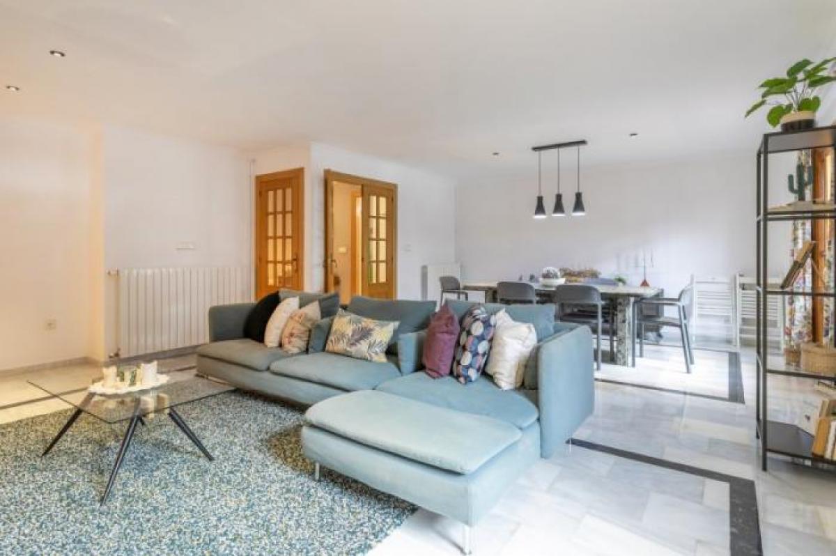 Picture of Apartment For Sale in Alicante (Alacant), Galicia, Spain