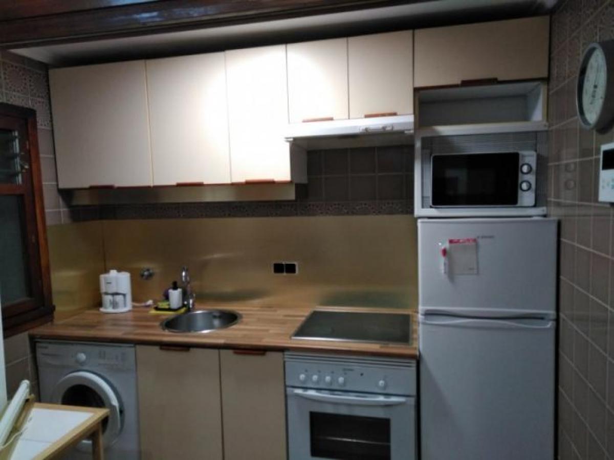 Picture of Apartment For Rent in Oviedo, Asturias, Spain