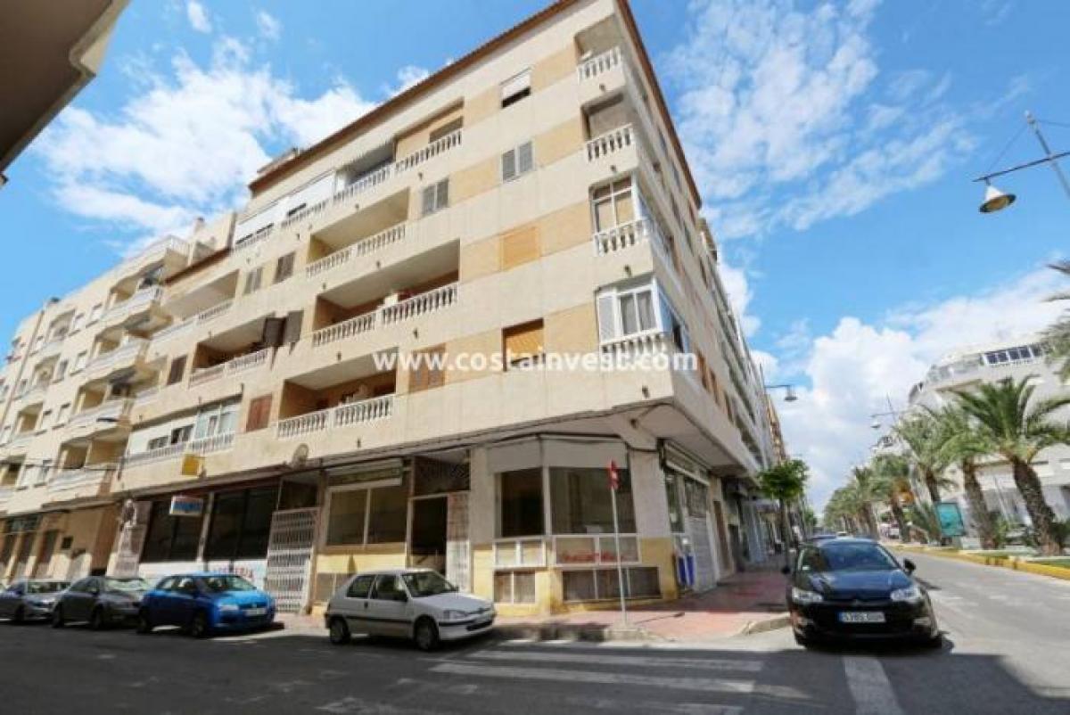 Picture of Retail For Sale in Torrevieja, Alicante, Spain