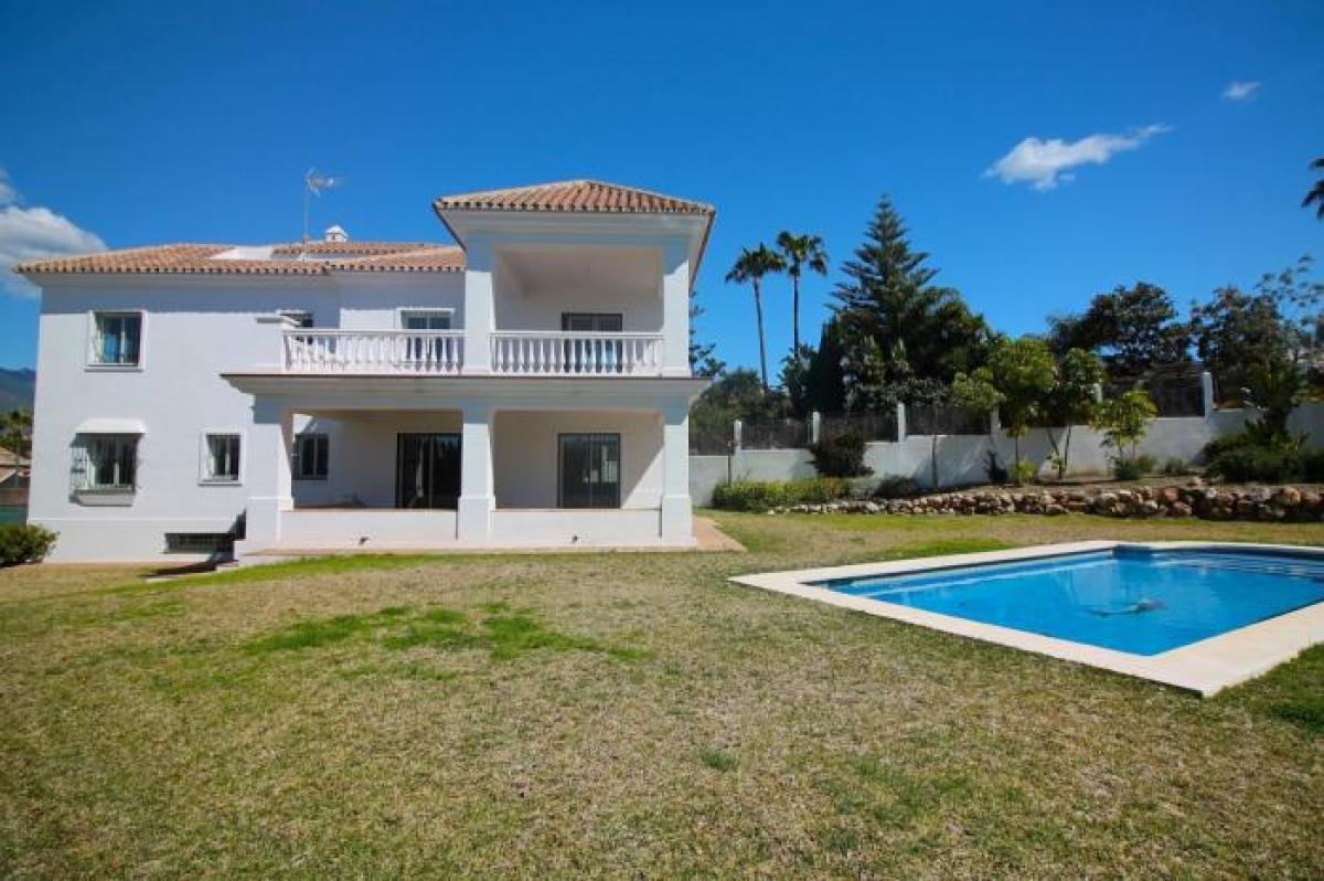 Picture of Home For Sale in Las Brisas, Malaga, Spain