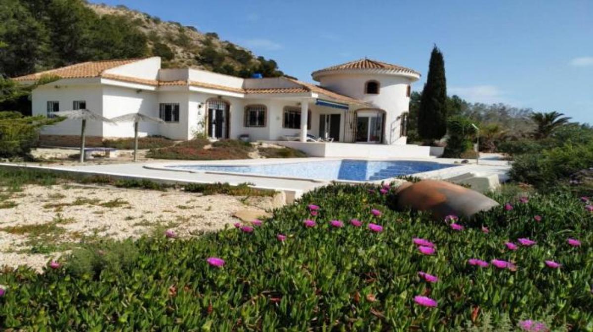 Picture of Villa For Sale in Torremendo, Alicante, Spain