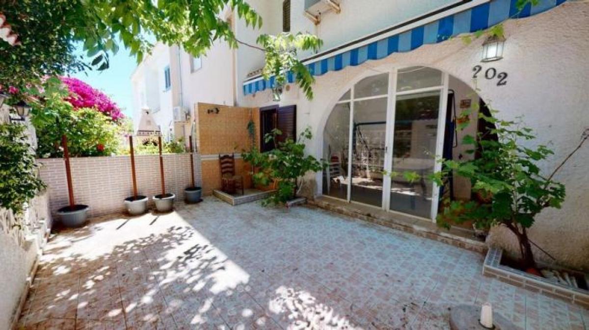 Picture of Apartment For Sale in Mil Palmeras, Alicante, Spain