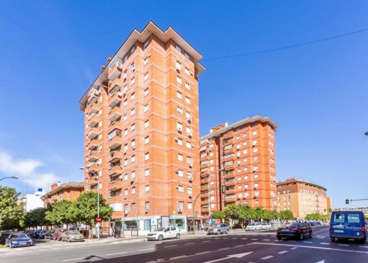 Picture of Retail For Sale in Sevilla, Kyrenia, Spain