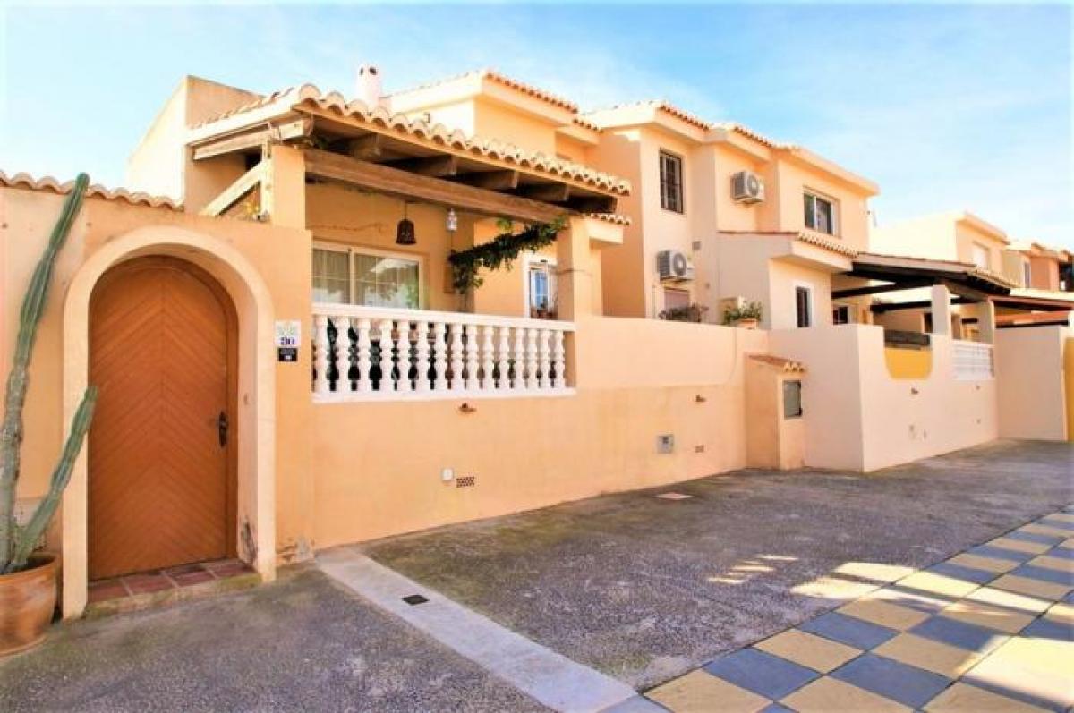 Picture of Apartment For Sale in Gran Alacant, Alicante, Spain