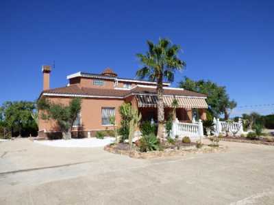Villa For Sale in Elche, Spain