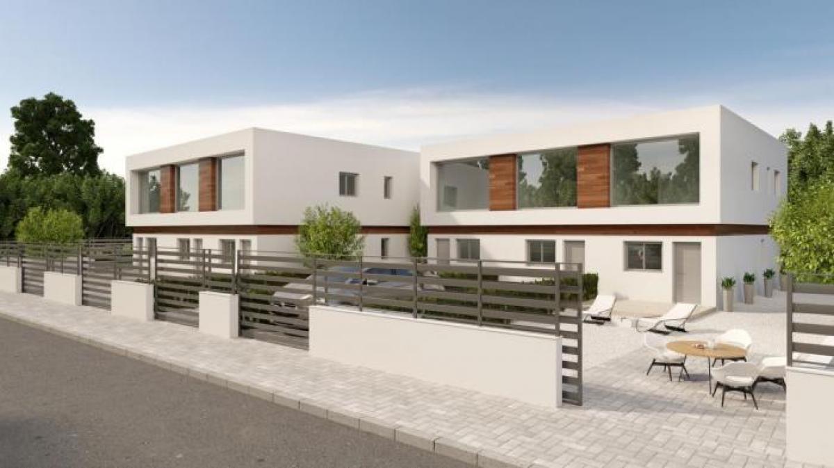 Picture of Home For Sale in Villamartin, Alicante, Spain