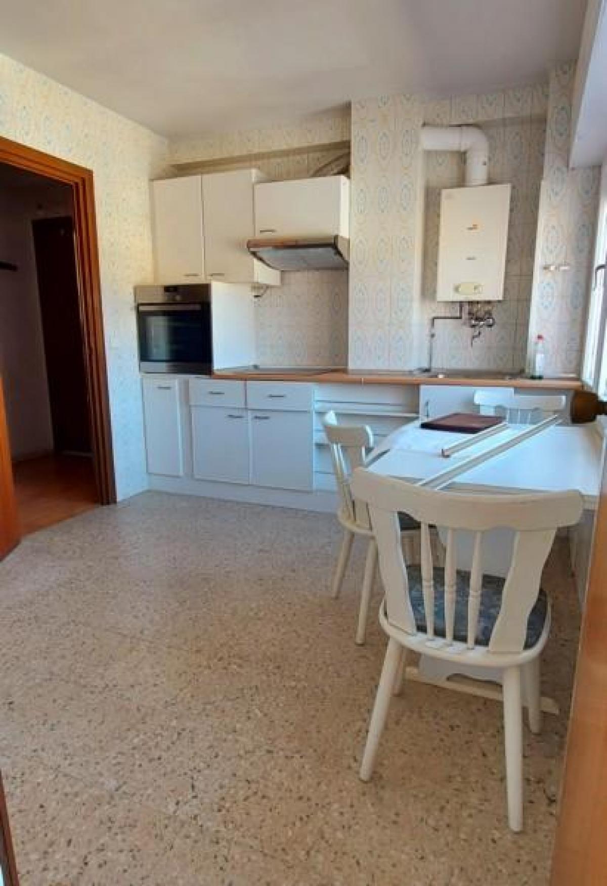 Picture of Apartment For Rent in Grado, Asturias, Spain