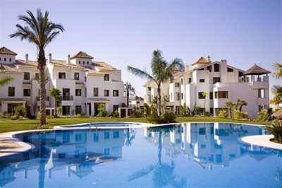 Apartment For Sale in El Paraiso, Spain