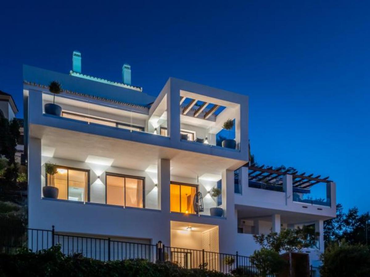 Picture of Apartment For Sale in La Mairena, Malaga, Spain