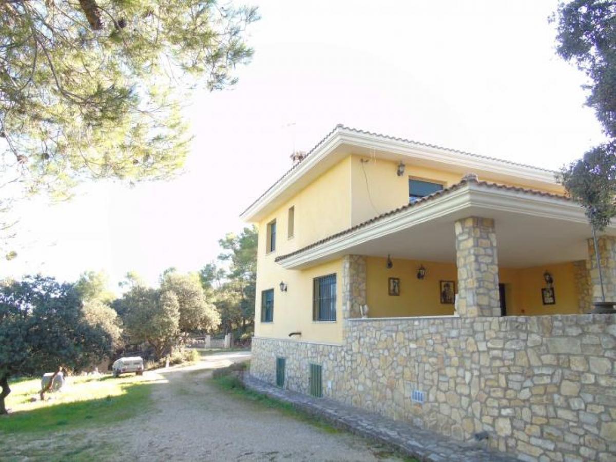 Picture of Apartment For Sale in Alcoy, Alicante, Spain