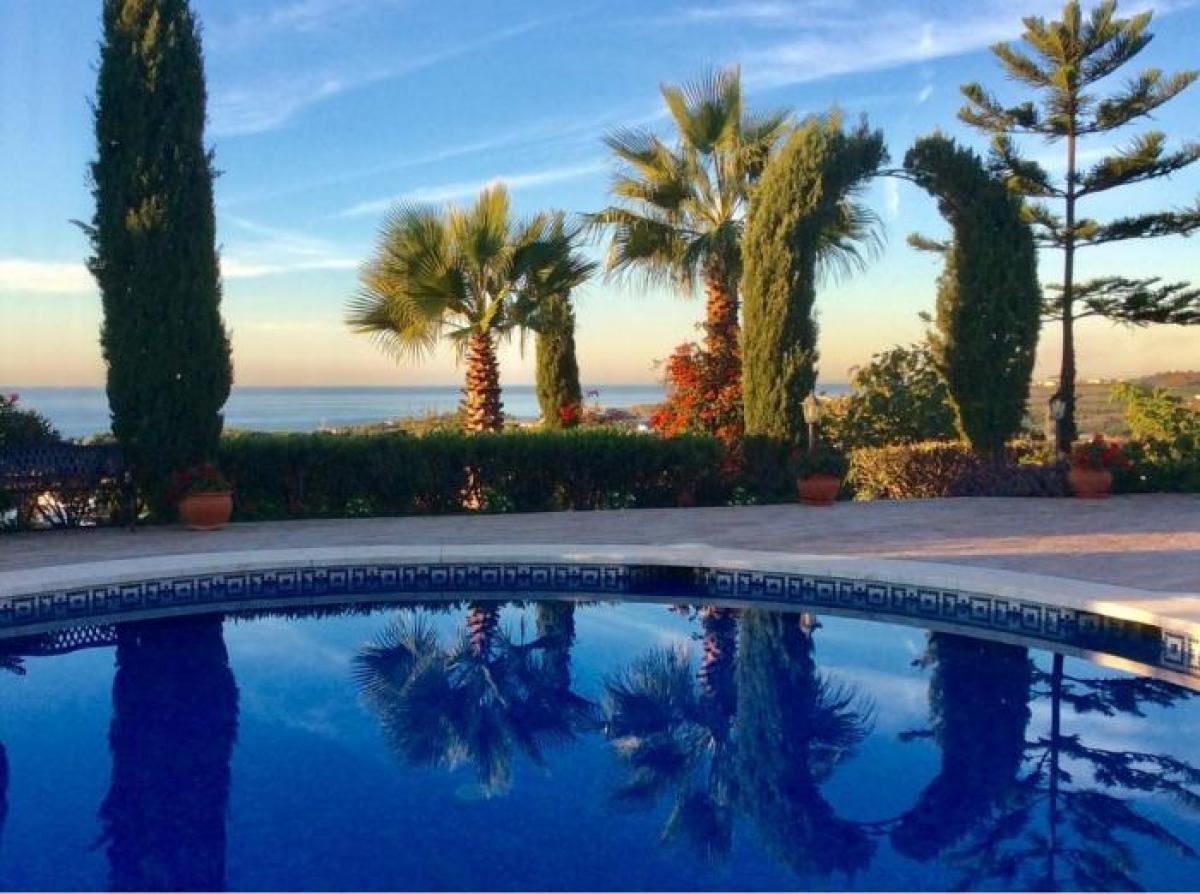 Picture of Apartment For Sale in Torre Del Mar, Malaga, Spain