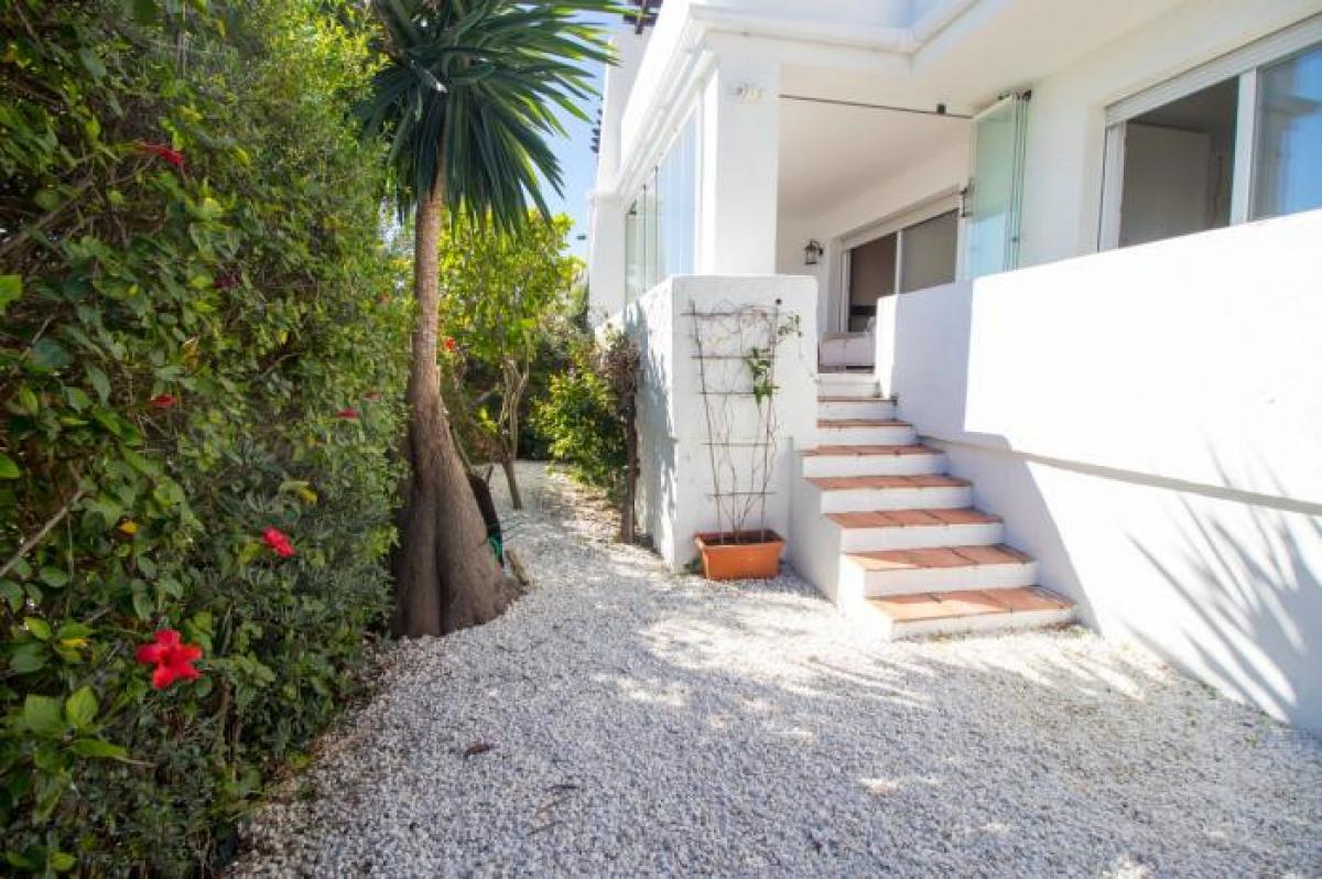 Picture of Apartment For Sale in La Duquesa, Malaga, Spain