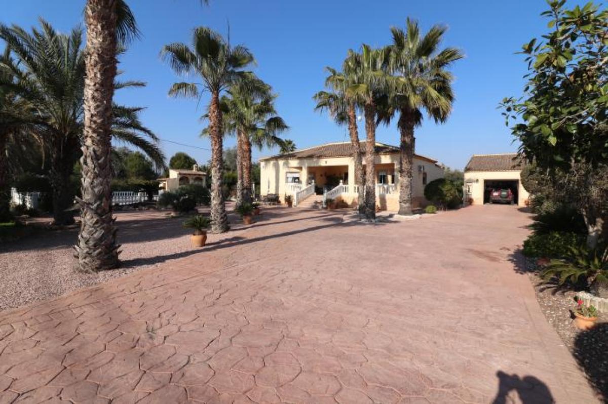 Picture of Apartment For Sale in Catral, Alicante, Spain