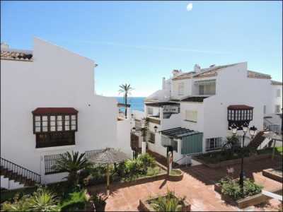 Apartment For Sale in La Duquesa, Spain