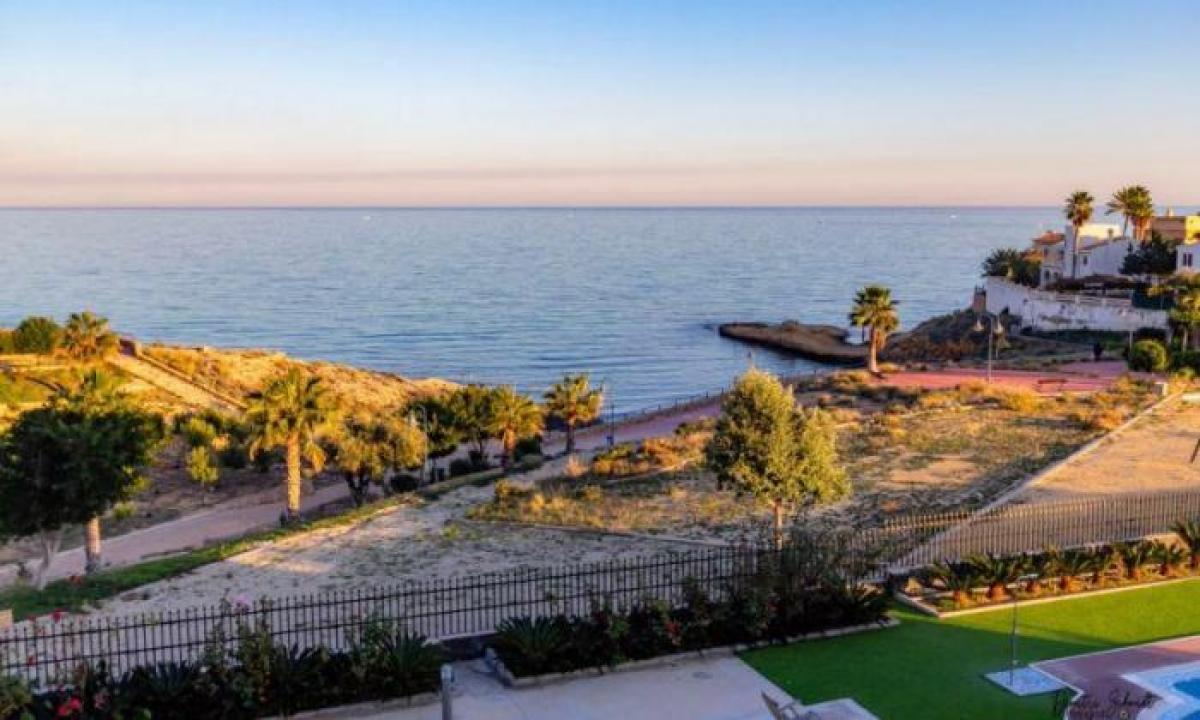 Picture of Apartment For Sale in El Campello, Alicante, Spain