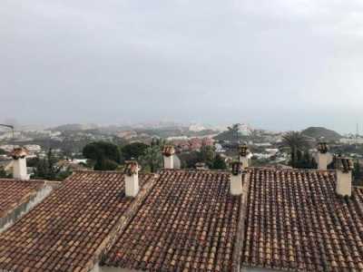 Apartment For Sale in Benalmadena Pueblo, Spain