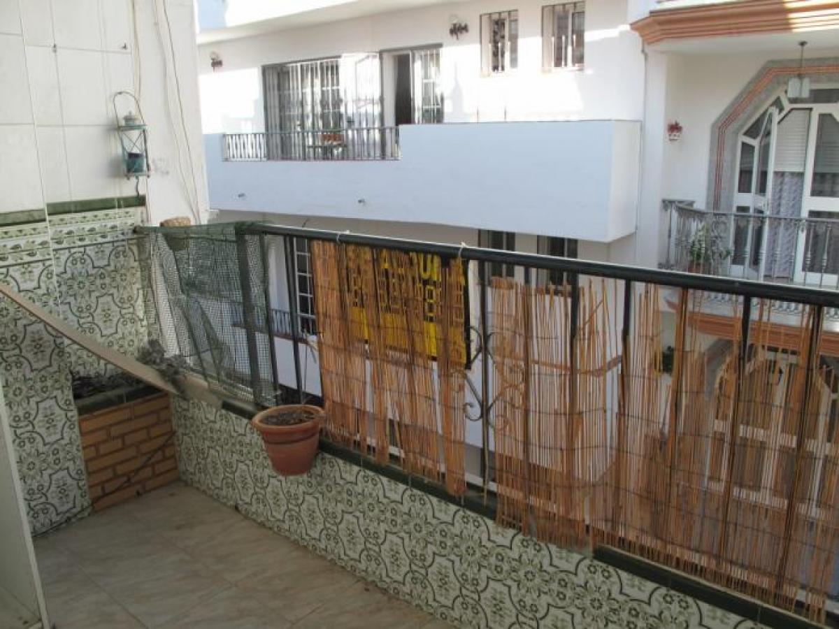 Picture of Apartment For Sale in Las Lagunas, Malaga, Spain