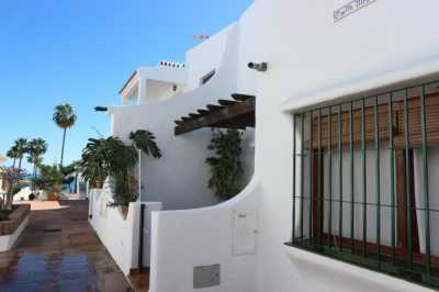 Apartment For Sale in La Duquesa, Spain