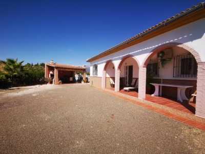 Apartment For Sale in Vinuela, Spain