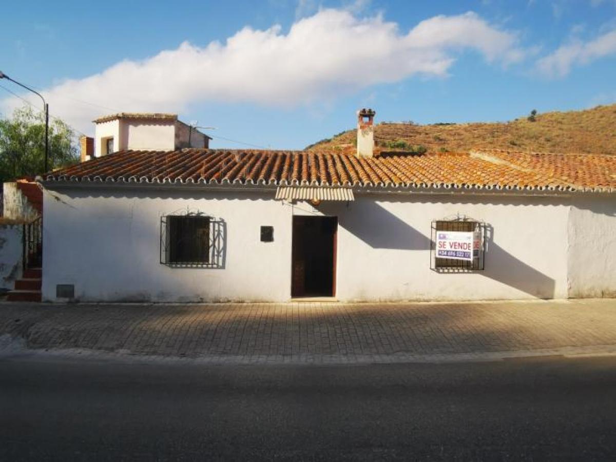 Picture of Apartment For Sale in Vinuela, Malaga, Spain