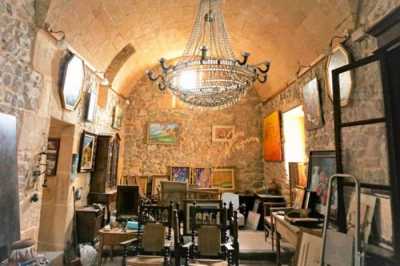 Apartment For Sale in San Lorenzo, Spain