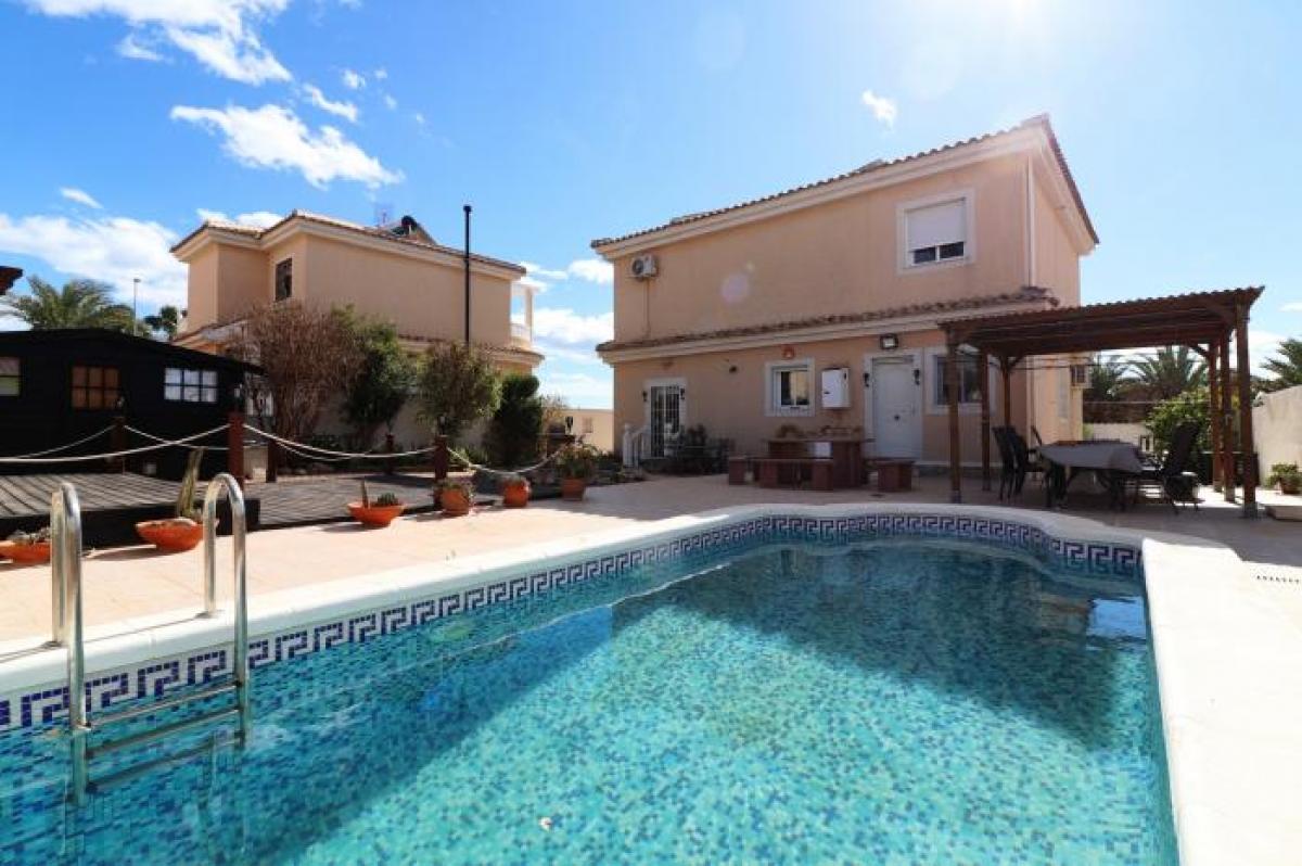 Picture of Apartment For Sale in La Marina, Alicante, Spain