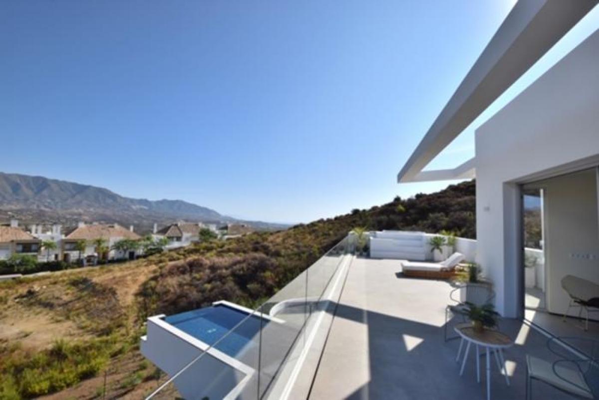 Picture of Apartment For Sale in Mijas Costa, Malaga, Spain