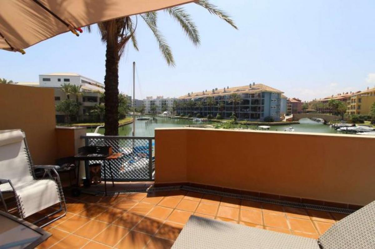 Picture of Apartment For Sale in Sotogrande Marina, Cadiz, Spain