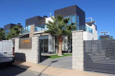 Apartment For Sale in Cabo Roig, Spain