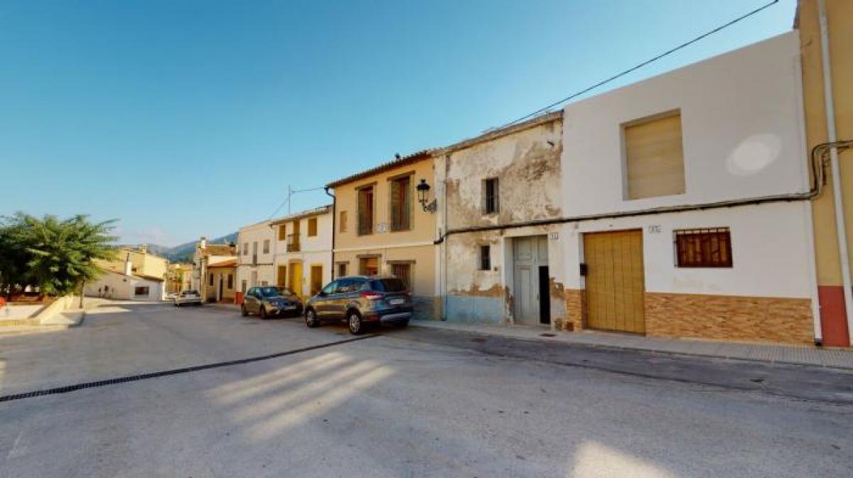 Picture of Apartment For Sale in Llosa De Camacho, Alicante, Spain