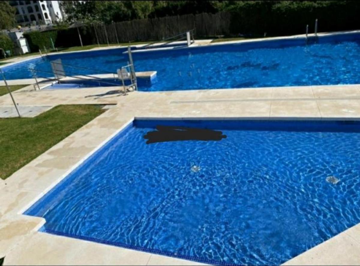 Picture of Apartment For Sale in La Duquesa, Malaga, Spain