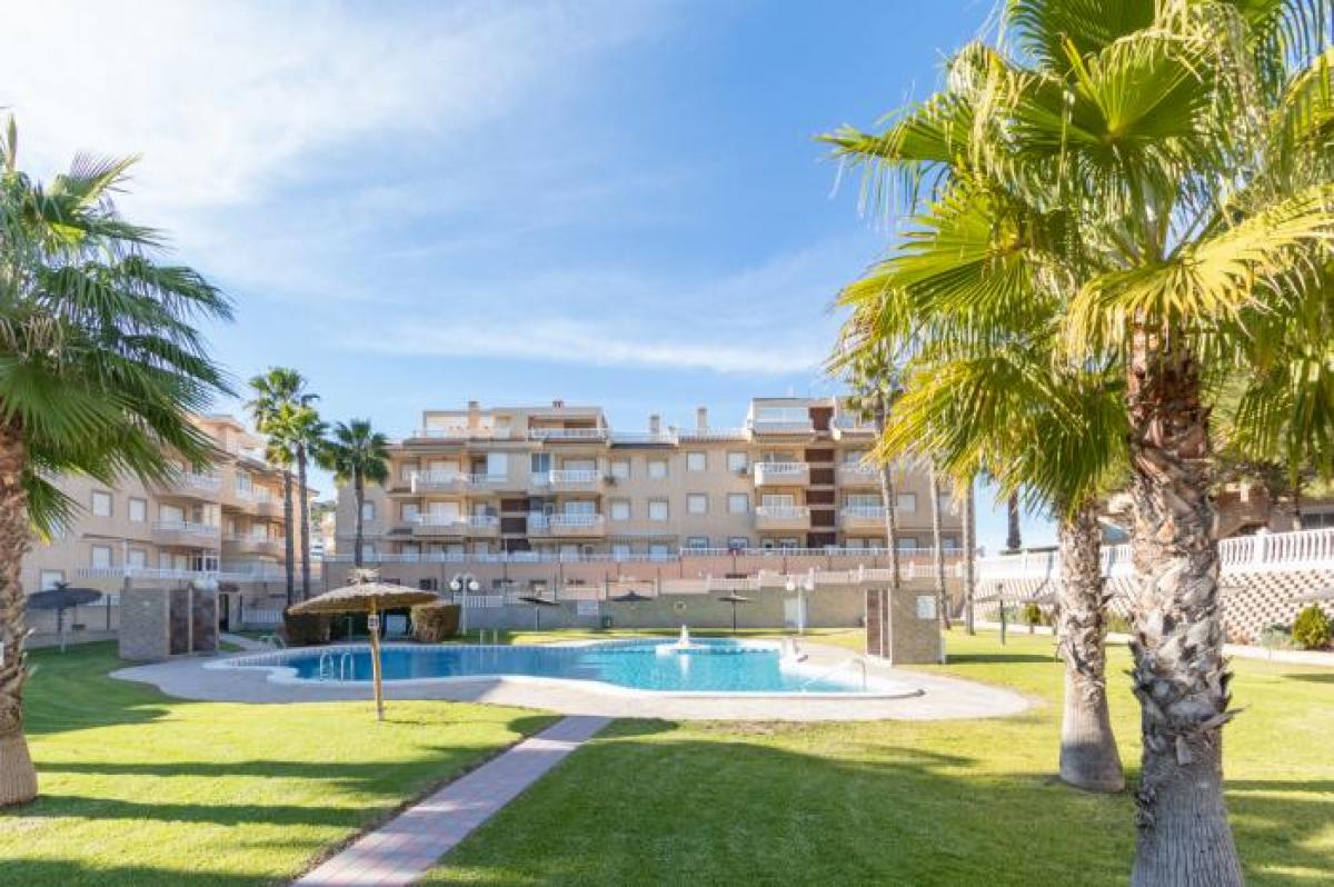 Picture of Apartment For Sale in Guardamar, Alicante, Spain